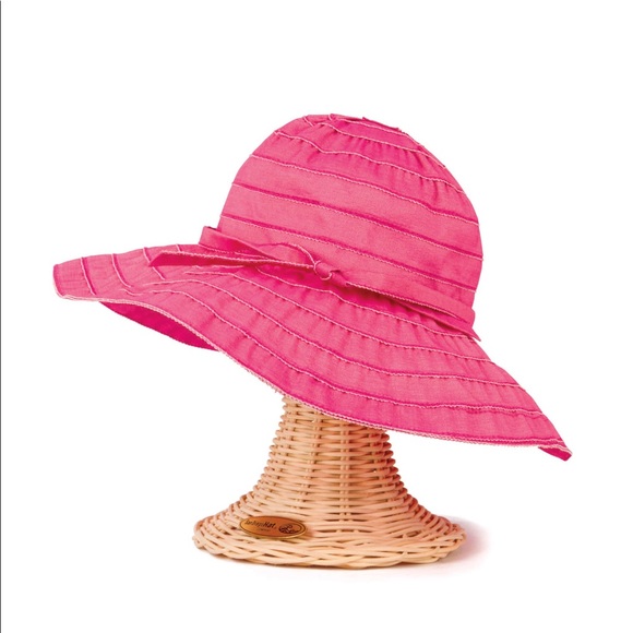 hot pink floppy hat